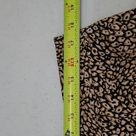 Madison women's linen blend shorts size 12 - Picture 5 of 7